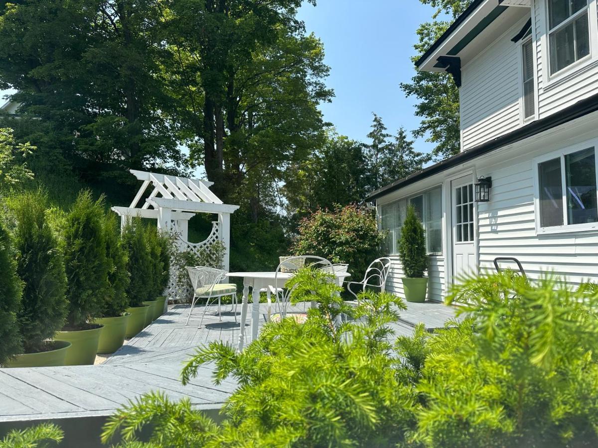 The Belvedere B&B Charlevoix Extérieur photo